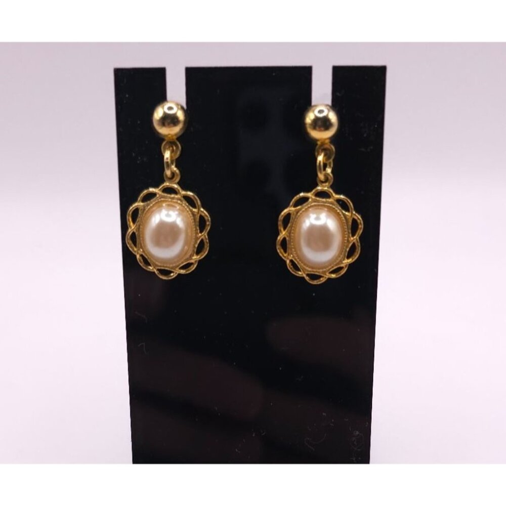Vintage Gold Tone Pearl Filigree Dangle Earrings Elegant Feminine Jewelry - Picture 4 of 5